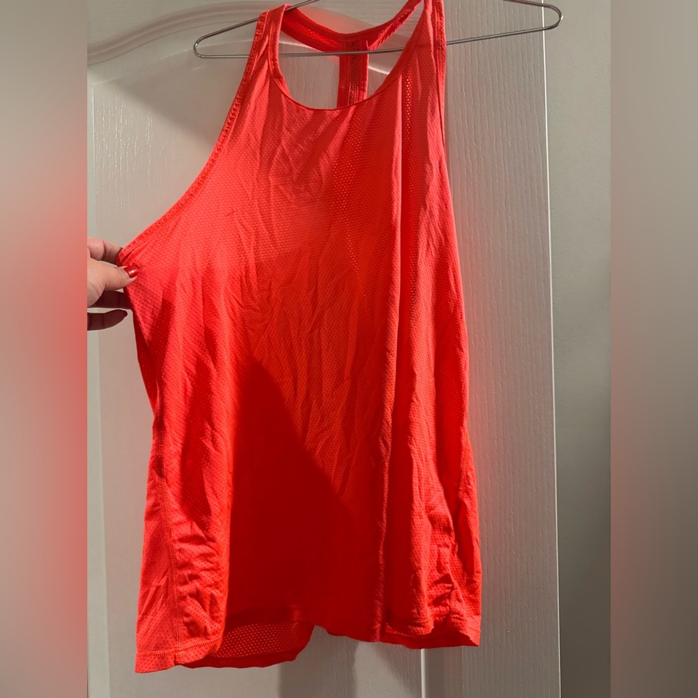 Victoria secret sport tank size medium